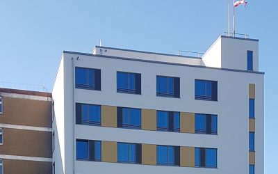 Ausftockung Krankenhaus Buchholz Aufstockung fertig gestellt obere Geschosse